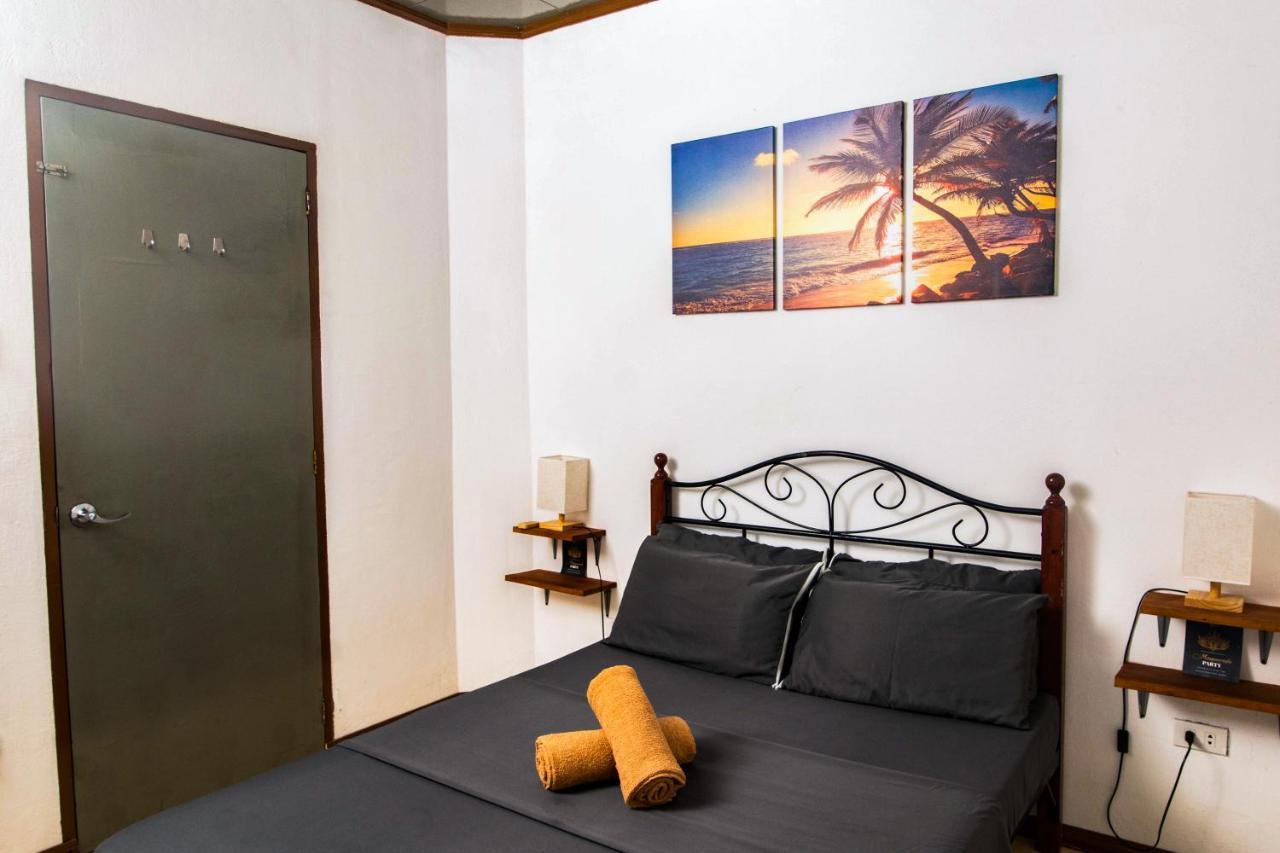 Ohlala Hostel Моалбоал Экстерьер фото