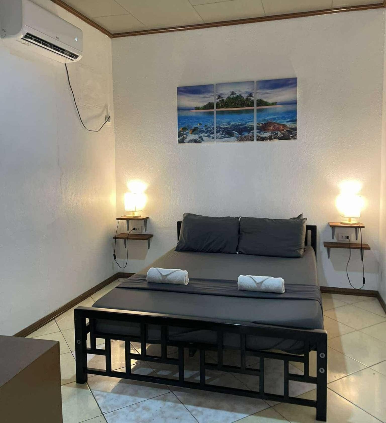 Ohlala Hostel Моалбоал Экстерьер фото
